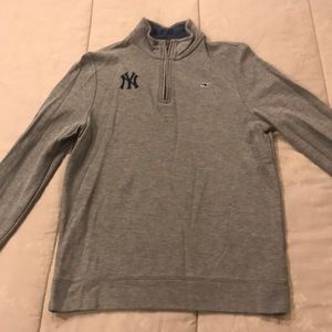 Vineyard Vines Yankees pullover boys size L (16)